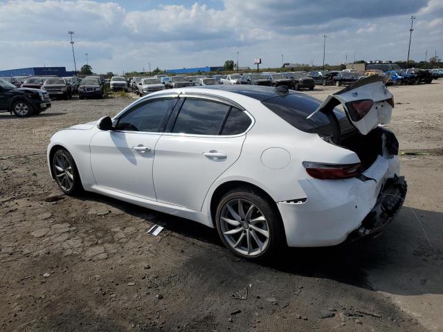 ZARFANAN4L7625212 - 2020 ALFA ROMEO GIULIA WHITE photo 2