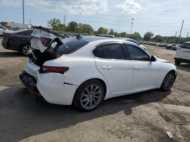 ZARFANAN4L7625212 - 2020 ALFA ROMEO GIULIA WHITE photo 3