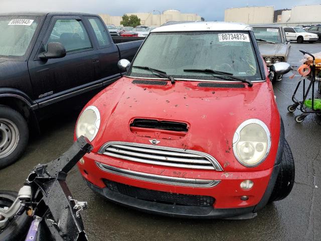 WMWRE33404TD87565 - 2004 MINI COOPER S RED photo 5