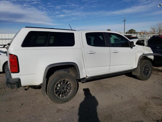 1GCGTEEN2K1116675 - 2019 CHEVROLET COLORADO ZR2 WHITE photo 3