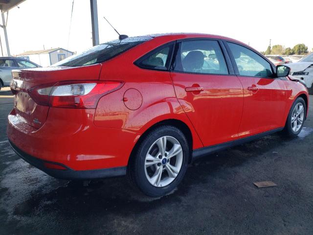 1FADP3F25EL398230 - 2014 FORD FOCUS SE RED photo 3