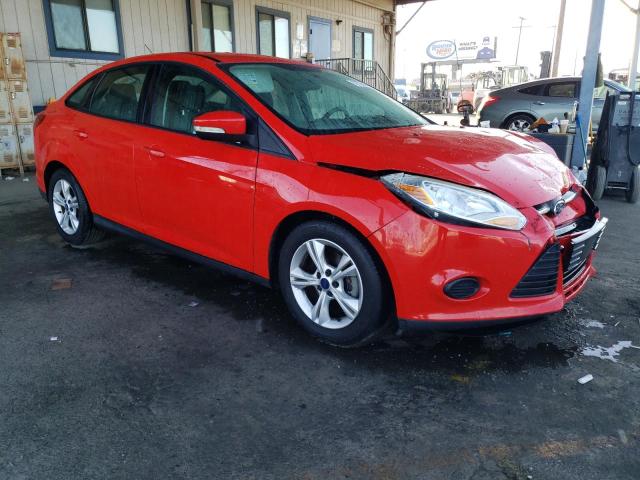 1FADP3F25EL398230 - 2014 FORD FOCUS SE RED photo 4