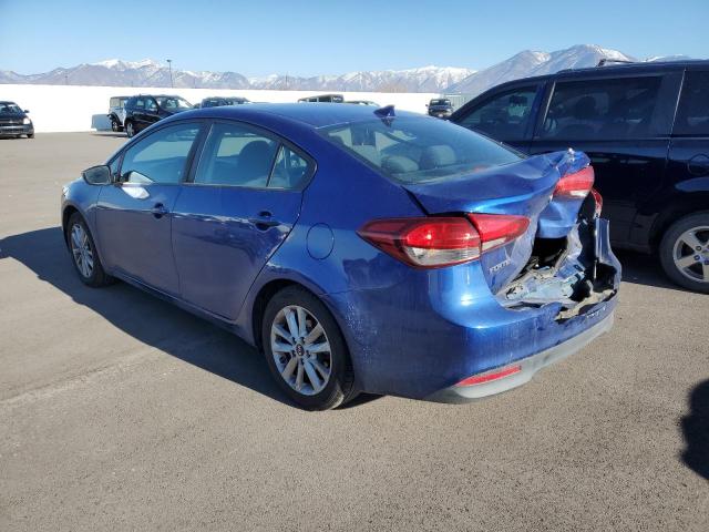 3KPFL4A76HE051879 - 2017 KIA FORTE LX BLUE photo 2