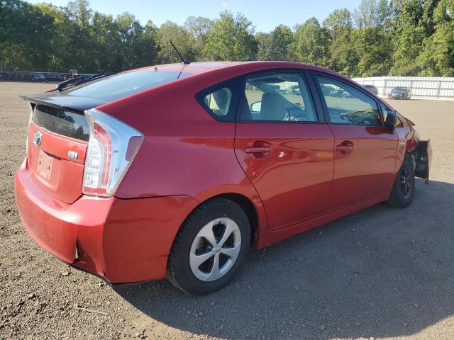 JTDKN3DU7D1622765 - 2013 TOYOTA PRIUS RED photo 3