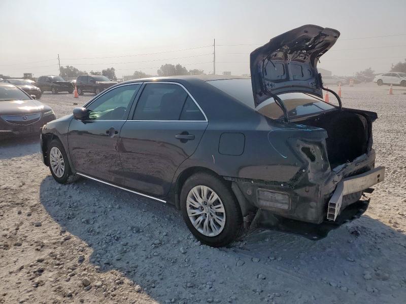 4T1BF1FK3DU638470 - 2013 TOYOTA CAMRY L BLACK photo 2