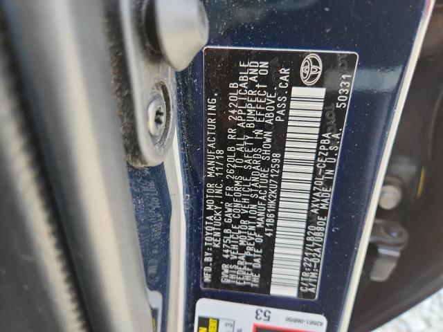 4T1B61HK2KU712598 - 2019 TOYOTA CAMRY XSE 蓝色 照片 12