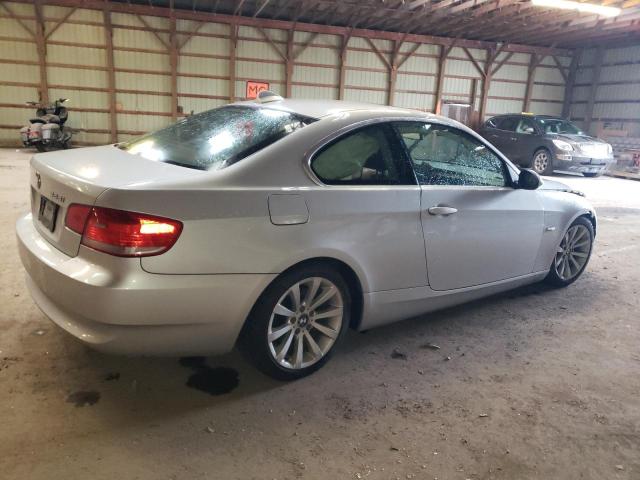 WBAWB33568P134041 - 2008 BMW 328 I SILVER photo 3