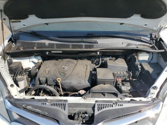5TDYZ3DCXKS985258 - 2019 TOYOTA SIENNA XLE WHITE photo 12