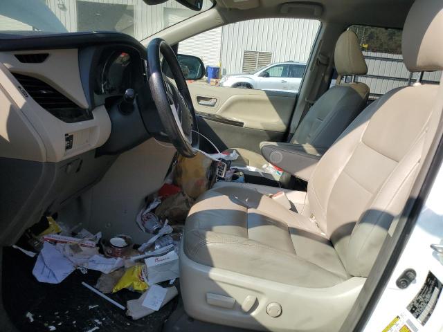 5TDYZ3DCXKS985258 - 2019 TOYOTA SIENNA XLE WHITE photo 7