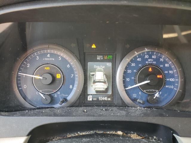 5TDYZ3DCXKS985258 - 2019 TOYOTA SIENNA XLE WHITE photo 9