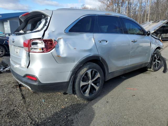 5XYPHDA56JG402237 - 2018 KIA SORENTO EX SILVER photo 3