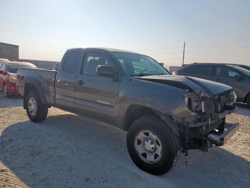 5TFTU4GNXEX052938 - 2014 TOYOTA TACOMA PRERUNNER ACCESS CAB GRAY photo 4