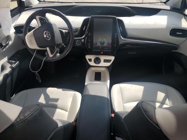 JTDKARFU7J3554673 - 2018 TOYOTA PRIUS SILVER photo 8