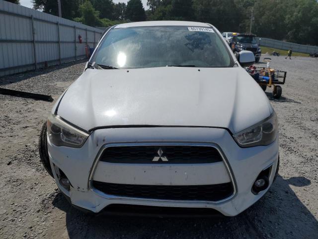 4A4AP3AU4FE059723 - 2015 MITSUBISHI OUTLANDER ES 白色 照片 5