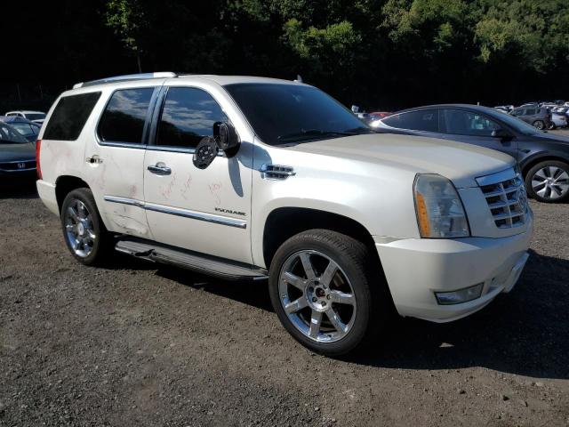 1GYS4BEFXBR147179 - 2011 CADILLAC ESCALADE LUXURY Білий фото 4