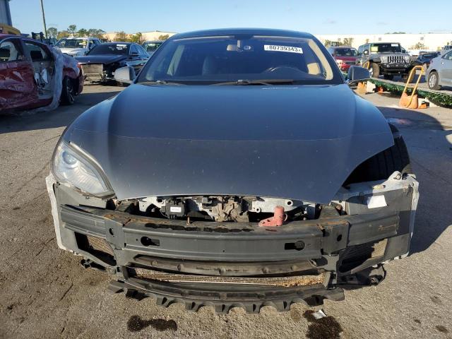 5YJSA1DP7DFP27601 - 2013 TESLA MODEL S ნაცრისფერი ფოტო 5