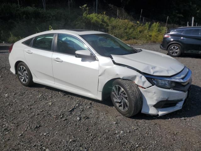 19XFC2F75JE203735 - 2018 HONDA CIVIC EX WHITE photo 4