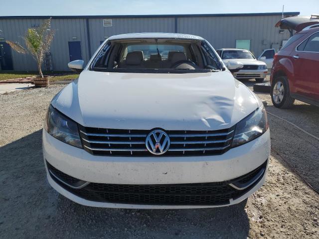 1VWCH7A3XCC039251 - 2012 VOLKSWAGEN PASSAT SEL WHITE photo 5