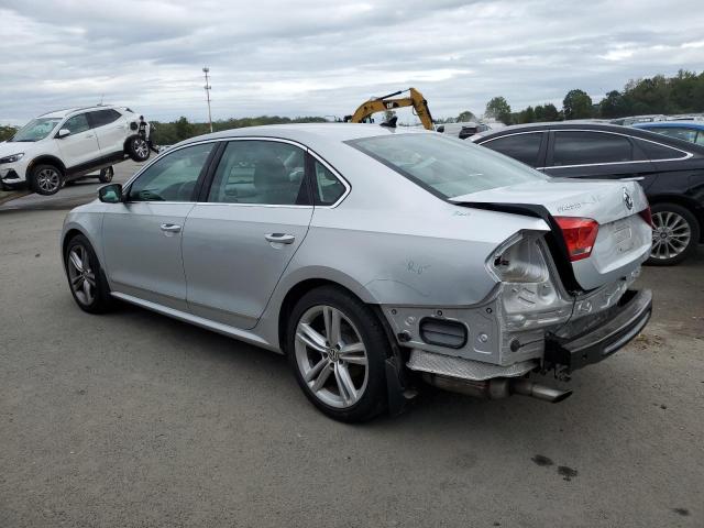 1VWBT7A33FC080514 - 2015 VOLKSWAGEN PASSAT SE 银色 照片 2
