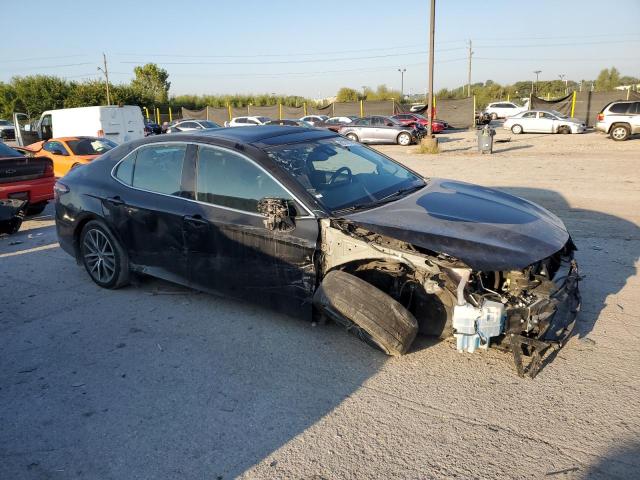 4T1F11BK3PU106341 - 2023 TOYOTA CAMRY XLE Чорний фото 4