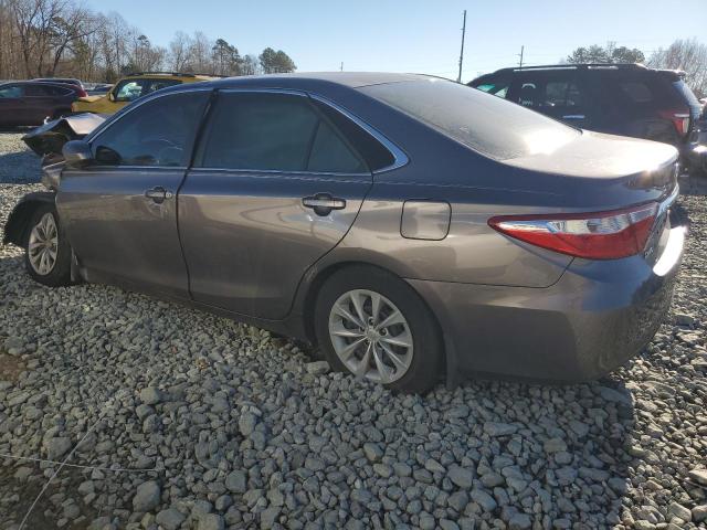 4T1BF1FK4GU263855 - 2016 TOYOTA CAMRY LE GRAY photo 2