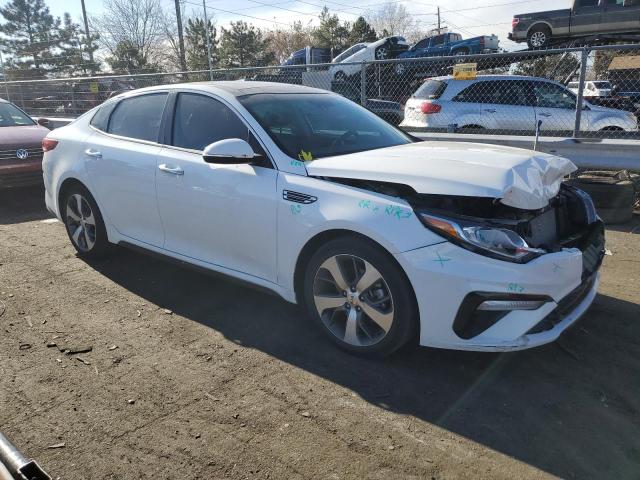 5XXGT4L32KG374839 - 2019 KIA OPTIMA LX WHITE photo 4