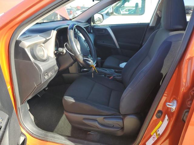 JTMZFREV4FD066955 - 2015 TOYOTA RAV4 LE ORANGE photo 7