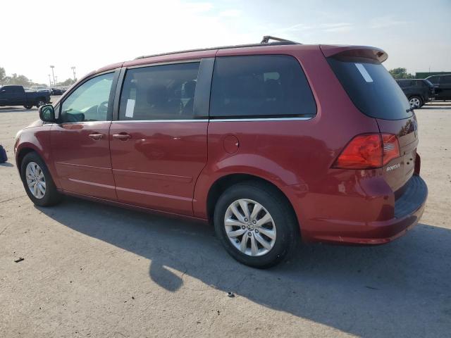 2C4RVABG9ER134740 - 2014 VOLKSWAGEN ROUTAN SE RED photo 2