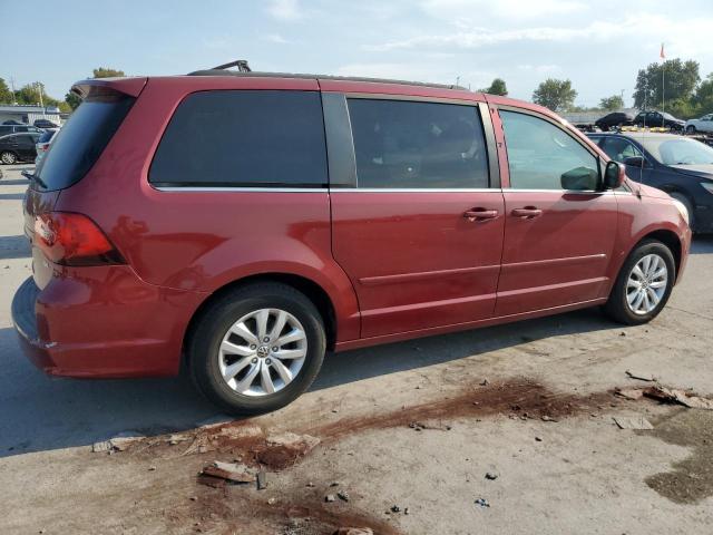2C4RVABG9ER134740 - 2014 VOLKSWAGEN ROUTAN SE RED photo 3