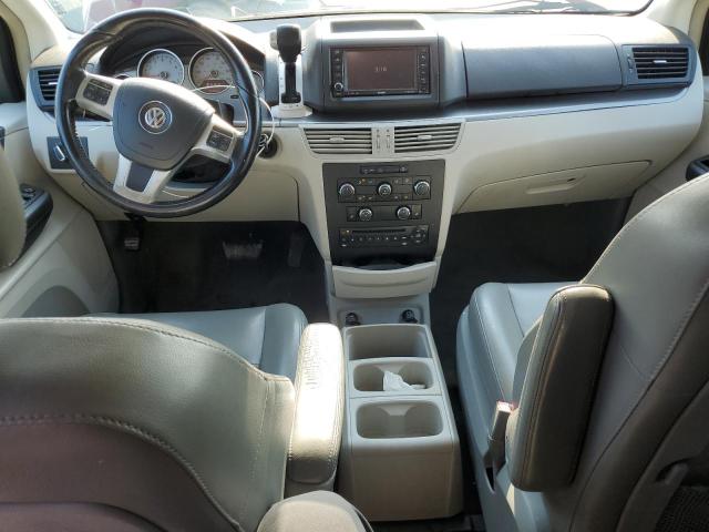 2C4RVABG9ER134740 - 2014 VOLKSWAGEN ROUTAN SE RED photo 8