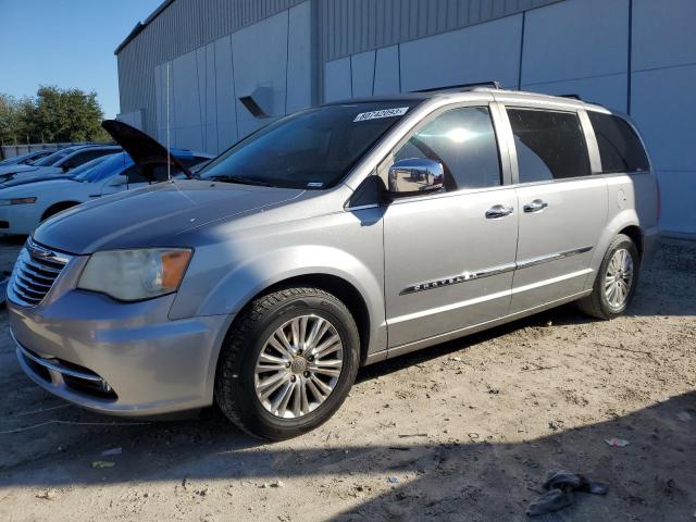 2C4RC1CG0DR807790 - 2013 CHRYSLER TOWN & COU TOURING L SILVER photo 1