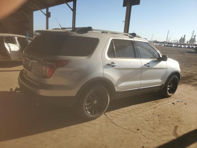 1FMHK7D87BGA11783 - 2011 FORD EXPLORER XLT SILVER photo 3