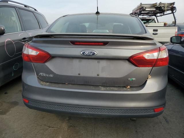 1FAHP3F23CL251287 - 2012 FORD FOCUS SE GRAY photo 6