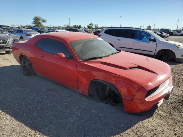 2C3CDZAG6LH174466 - 2020 DODGE CHALLENGER SXT RED photo 4