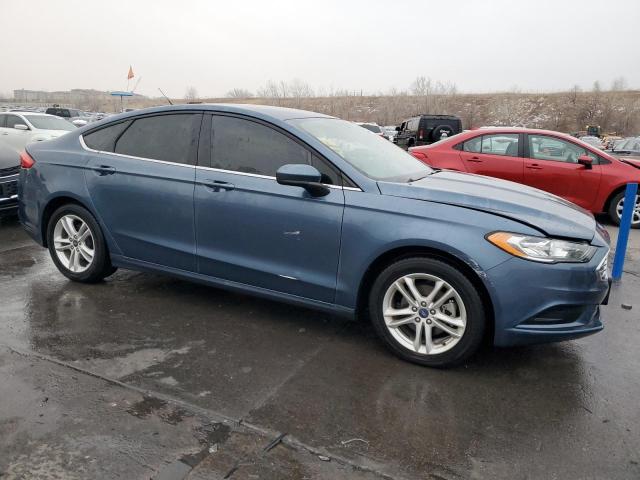 3FA6P0HD8JR240630 - 2018 FORD FUSION SE BLUE photo 4