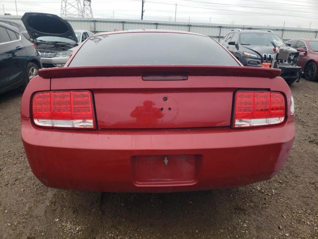 1ZVHT80N285114520 - 2008 FORD MUSTANG RED photo 6