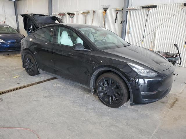5YJYGDEE0MF173096 - 2021 TESLA MODEL Y 黑色 照片 4