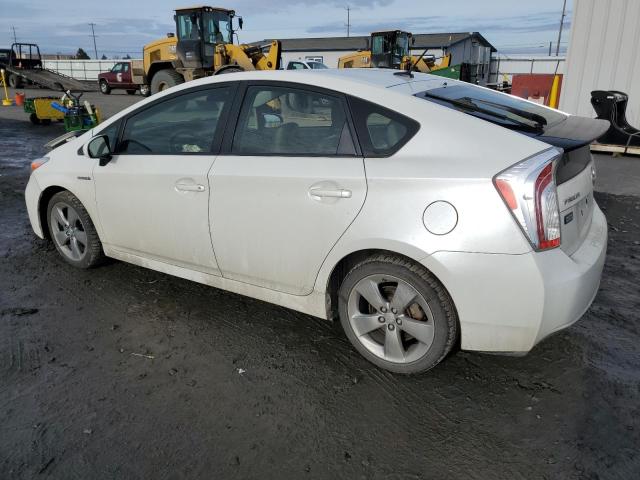 JTDKN3DU1D1636936 - 2013 TOYOTA PRIUS WHITE photo 2