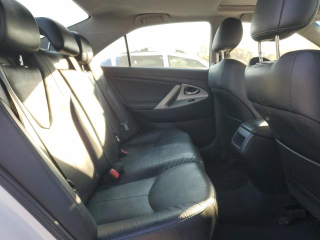 4T1BF3EKXBU665983 - 2011 TOYOTA CAMRY BASE أبيض صورة 10