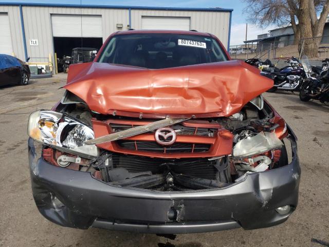 4F2CZ06145KM47588 - 2005 MAZDA TRIBUTE S ORANGE photo 5