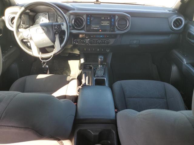 3TMDZ5BN4HM030625 - 2017 TOYOTA TACOMA DOUBLE CAB WHITE photo 8