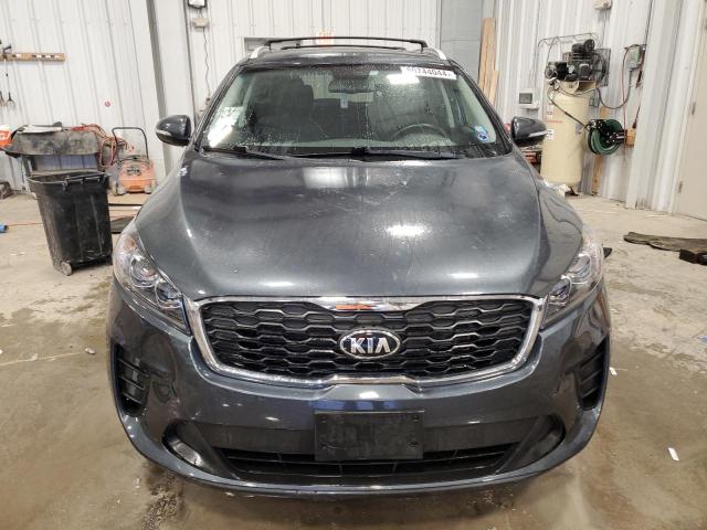 5XYPGDA32KG600056 - 2019 KIA SORENTO L GRAY photo 5