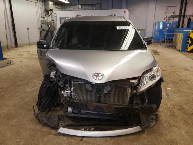 5TDKK3DC7BS122394 - 2011 TOYOTA SIENNA LE SILVER photo 5