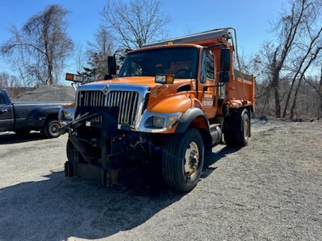 2004 INTERNATIONAL 7000 7400, null
