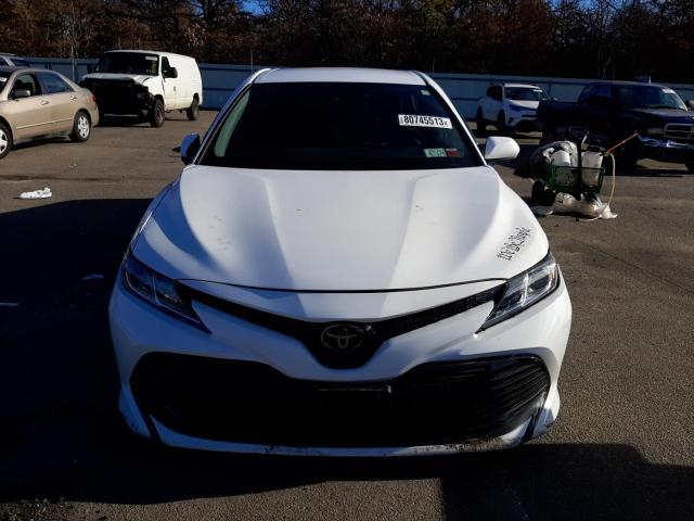 4T1B11HK2KU291089 - 2019 TOYOTA CAMRY L WHITE photo 5