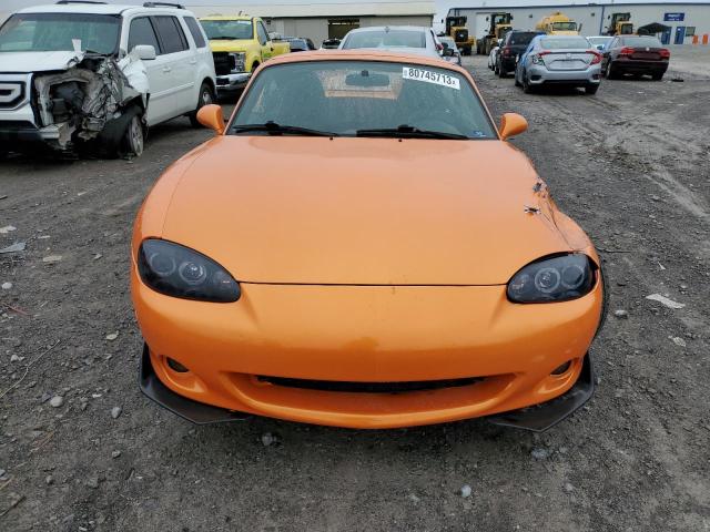 JM1NB353840402598 - 2004 MAZDA MX-5 MIATA BASE ORANGE photo 5