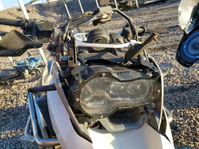 WB10A1102DZ183742 - 2013 BMW R1200 GS GRAY photo 9