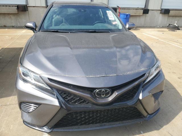4T1B11HK8KU247548 - 2019 TOYOTA CAMRY L GRAY photo 5