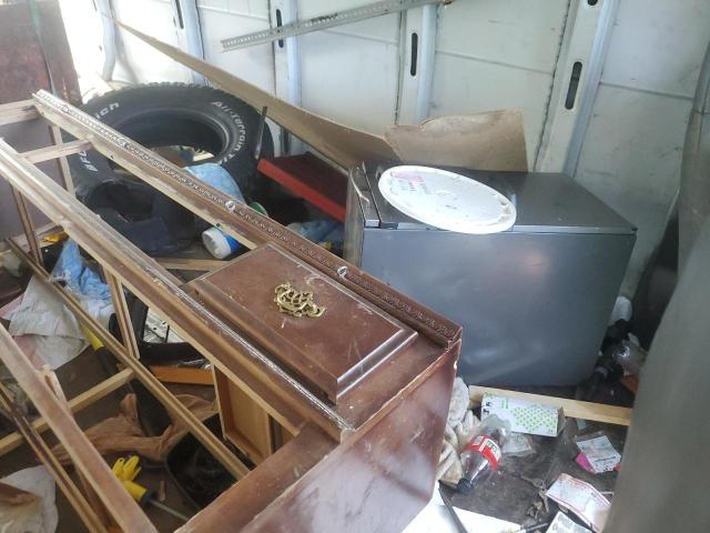 1GCWGBFP8K1141305 - 2019 CHEVROLET EXPRESS G2 WHITE photo 11