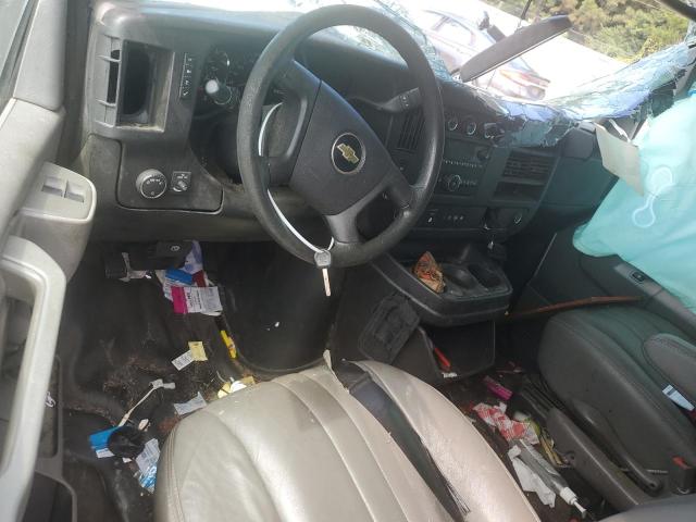 1GCWGBFP8K1141305 - 2019 CHEVROLET EXPRESS G2 WHITE photo 8